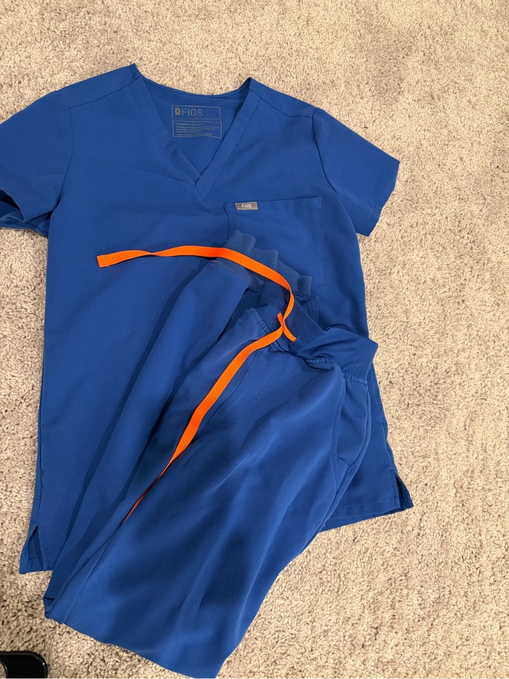 Women’s FIGS Blue Scrub Set with Bright Orange Drawstring XXS